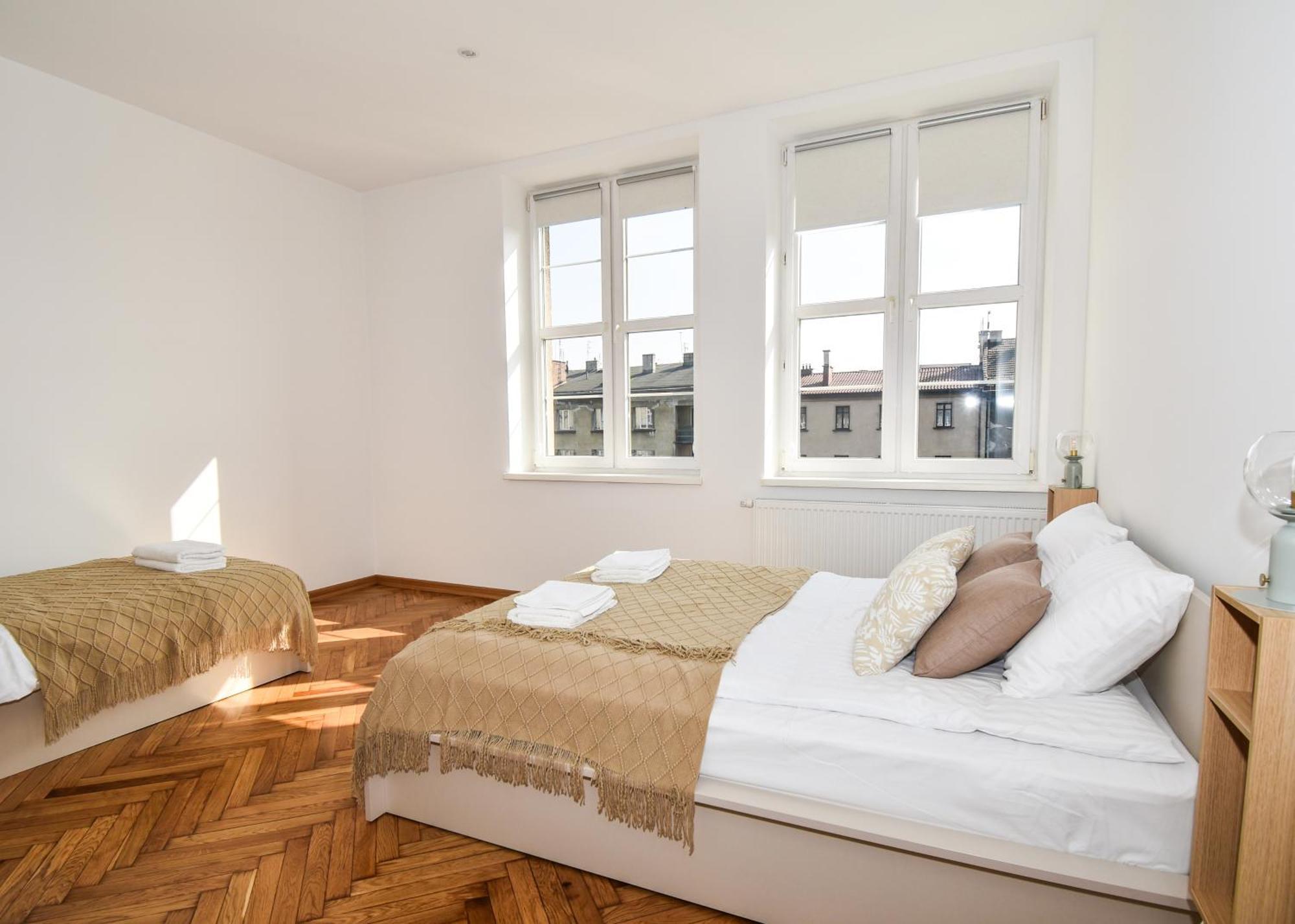 Sunny Corner Apartment Krakow Bagian luar foto
